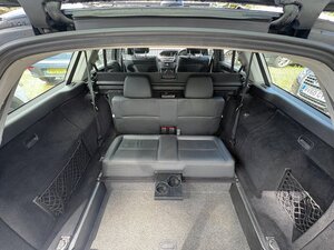 Mercedes-Benz E-Class 1.8 E200 Blueefficiency Avantgarde CGI AUTO 5dr