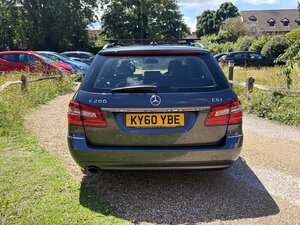 Mercedes-Benz E-Class 1.8 E200 Blueefficiency Avantgarde CGI AUTO 5dr