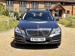 Mercedes-Benz E-Class 1.8 E200 Blueefficiency Avantgarde CGI AUTO 5dr