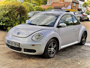 Volkswagen Beetle 1.6 Luna 8v 3dr