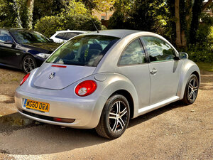 Volkswagen Beetle 1.6 Luna 8v 3dr