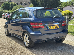 Mercedes-Benz B-Class 1.7 B170 Se Cvt 5dr
