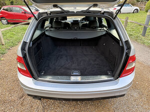 Mercedes-Benz C-Class 1.8 C180 Blueefficiency Sport CGI AUTO 5dr