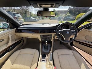 BMW 3 Series 2.0 320I SE AUTO 2dr