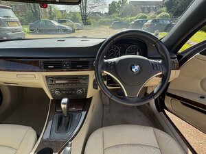 BMW 3 Series 2.0 320I SE AUTO 2dr