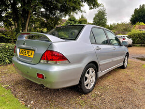 Mitsubishi Lancer 1.6 Elegance 4dr