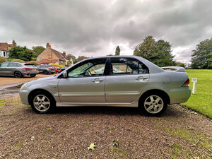 Mitsubishi Lancer 1.6 Elegance 4dr