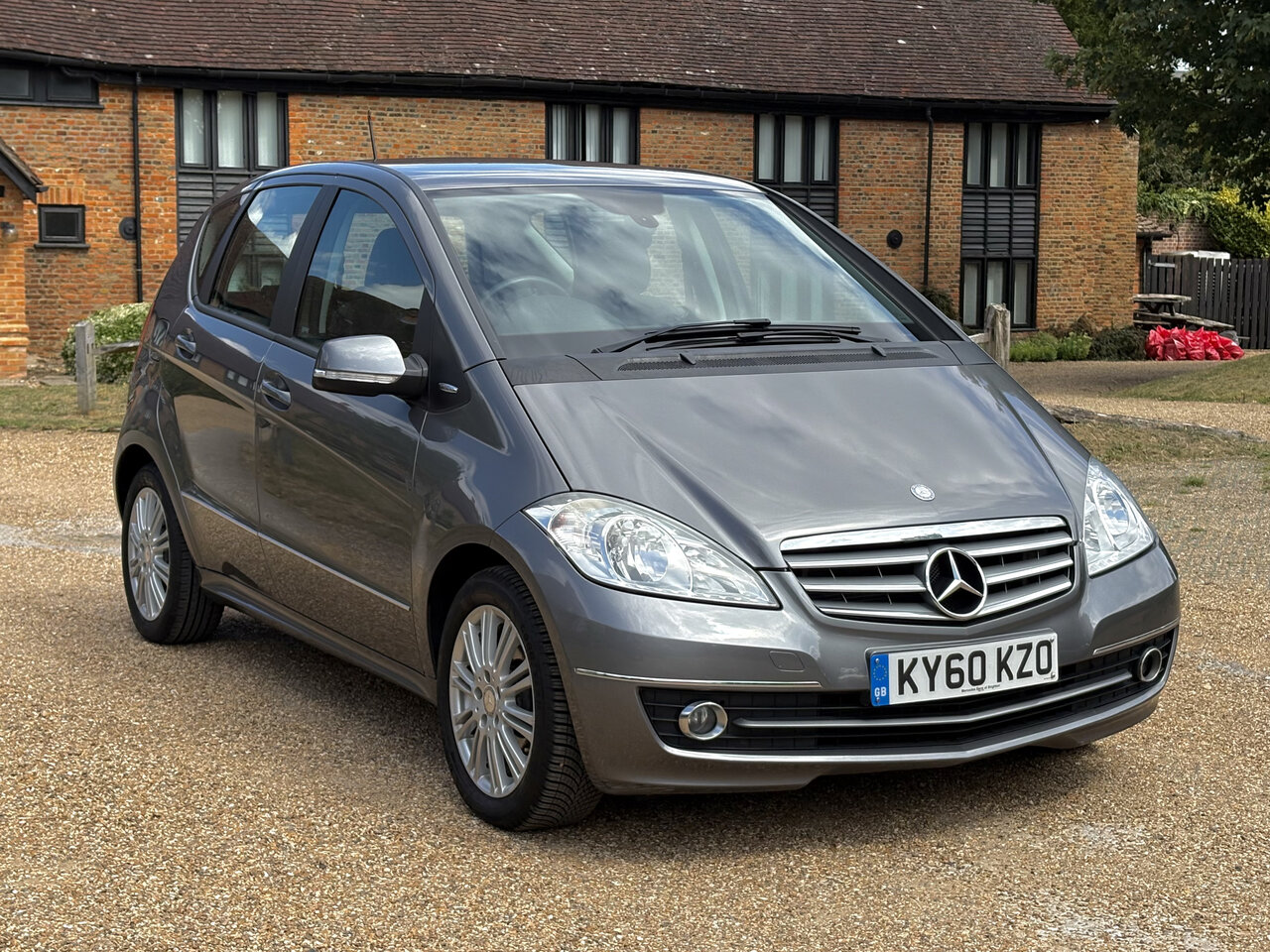 Mercedes-Benz A-Class 1.5 A160 Elegance Se Cvt 5dr