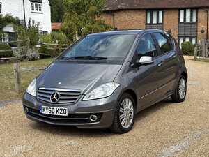 Mercedes-Benz A-Class 1.5 A160 Elegance Se Cvt 5dr