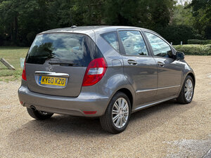 Mercedes-Benz A-Class 1.5 A160 Elegance Se Cvt 5dr
