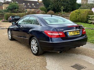 Mercedes-Benz E-Class 1.8 E250 Blueefficiency SE CGI AUTO 2dr