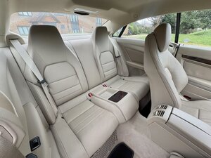 Mercedes-Benz E-Class 1.8 E250 Blueefficiency SE CGI AUTO 2dr