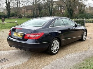 Mercedes-Benz E-Class 1.8 E250 Blueefficiency SE CGI AUTO 2dr