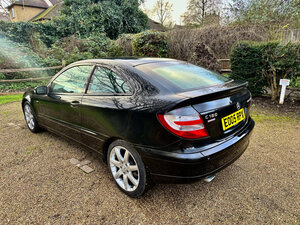 Mercedes-Benz C-Class 1.8 C180k Se 3dr