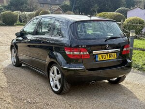 Mercedes-Benz B-Class 1.7 B170 SE CVT 5dr