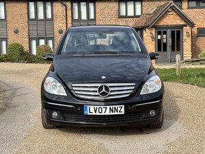 Mercedes-Benz B-Class 1.7 B170 SE CVT 5dr