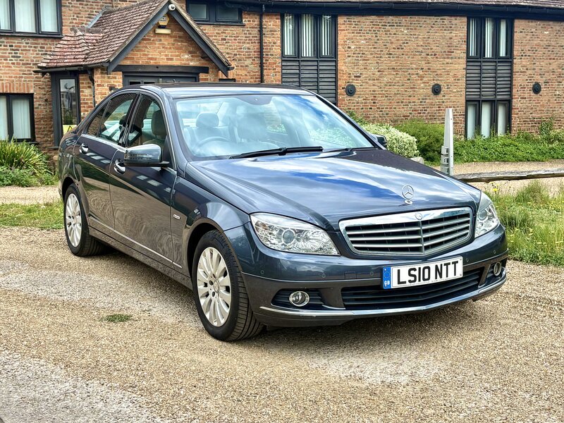 Mercedes-Benz C-Class 1.8 C180 Blueefficiency Elegance CGI AUTO 4dr