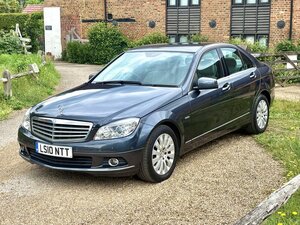 Mercedes-Benz C-Class 1.8 C180 Blueefficiency Elegance CGI AUTO 4dr