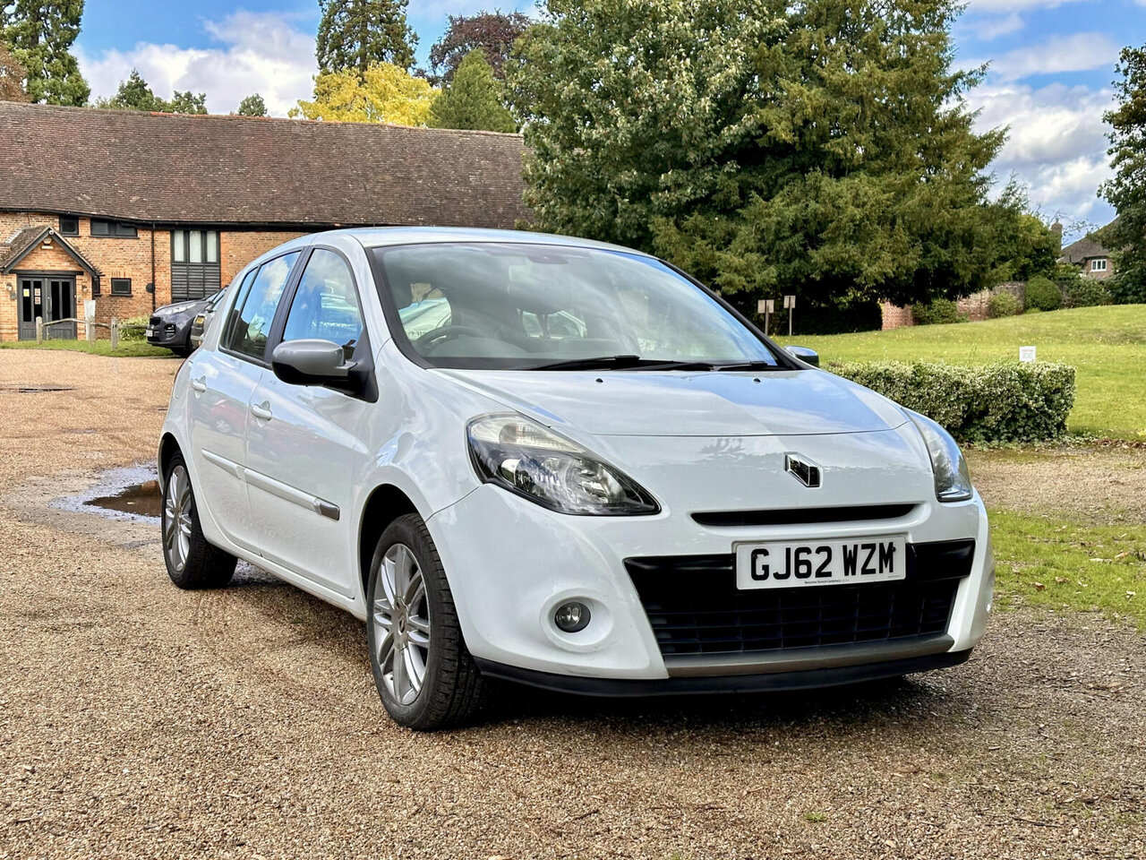 Renault CLIO 1.1 Dynamique Tomtom 16v 5dr