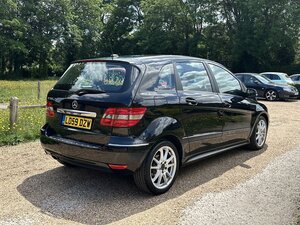 Mercedes-Benz B-Class 1.7 B180 Sport Cvt 5dr