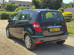 Mercedes-Benz A-Class 1.5 A160 Elegance Se Cvt 5dr
