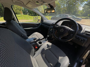 Mercedes-Benz A-Class 1.5 A160 Elegance Se Cvt 5dr