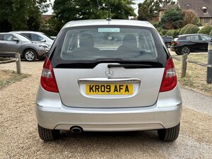 Mercedes-Benz A-Class 1.5 A150 Elegance Se Cvt 5dr