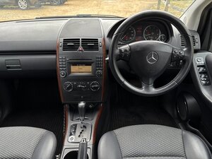 Mercedes-Benz A-Class 1.5 A150 Elegance Se Cvt 5dr