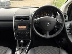 Mercedes-Benz A-Class 1.5 A160 Avantgarde SE CVT 5dr