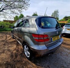 Mercedes-Benz B-Class 2.0 B200 CDI SE CVT 5dr