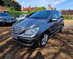 Mercedes-Benz B-Class 2.0 B200 CDI SE CVT 5dr