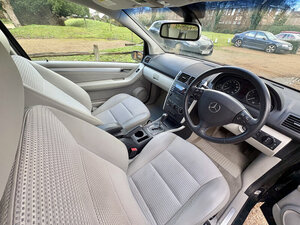 Mercedes-Benz A-Class 1.7 A170 Avantgarde SE CVT 3dr