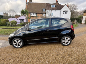 Mercedes-Benz A-Class 1.7 A170 Avantgarde SE CVT 3dr