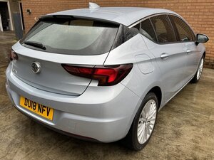 Vauxhall Astra 1.4 Astra Elite NAV 5dr