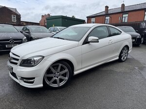 Mercedes-Benz C-Class 2.1 C220 AMG Sport CDI Blueefficiency AUTO 2dr