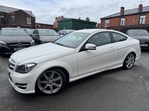 Mercedes-Benz C-Class 2.1 C220 AMG Sport CDI Blueefficiency AUTO 2dr