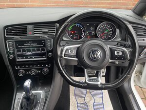 Volkswagen Golf 1.4 TSI GTE Hatchback 5dr Petrol Plug-in DSG