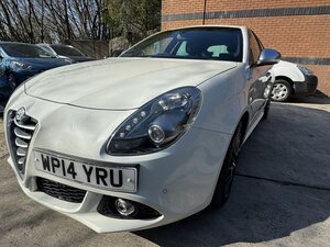 Alfa Romeo Giulietta 2.0 Giulietta Sportiva Nav Jtdm2 Semi-auto 5dr