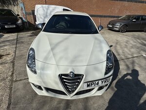 Alfa Romeo Giulietta 2.0 Giulietta Sportiva Nav Jtdm2 Semi-auto 5dr