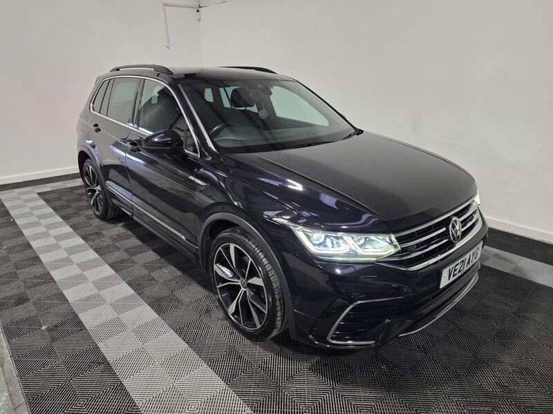 Volkswagen Tiguan 1.5 Tiguan R-line TSI Semi-auto 5dr