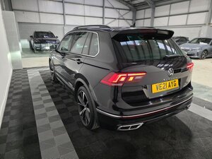 Volkswagen Tiguan 1.5 Tiguan R-line TSI Semi-auto 5dr