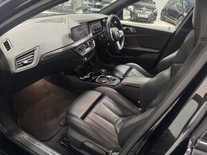 BMW 1 Series 2.0 M135i Xdrive AUTO 5dr