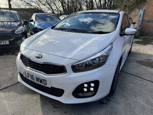 Kia Proceed 1.6 Professional Ceed Gt-line Isg Crdi 3dr