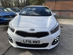 Kia Proceed 1.6 Professional Ceed Gt-line Isg Crdi 3dr