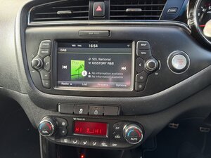 Kia Proceed 1.6 Professional Ceed Gt-line Isg Crdi 3dr