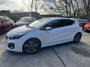 Kia Proceed 1.6 Professional Ceed Gt-line Isg Crdi 3dr