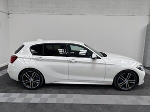 BMW 1 Series 2.0 118D M Sport Shadow Edition AUTO 5dr