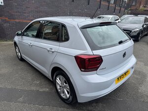 Volkswagen Polo 1.0 EVO SE Euro 6 (s/s) 5dr