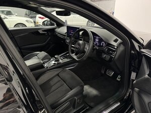 Audi A4 2.0 A4 Black Edition 35 TDI Semi-auto 4dr