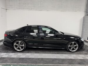 Audi A4 2.0 A4 Black Edition 35 TDI Semi-auto 4dr